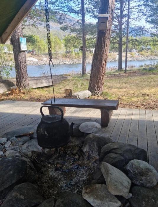 Torfoss Gard, Hytte Utleie, Campingvogn Og Bobil Plasser Potka المظهر الخارجي الصورة